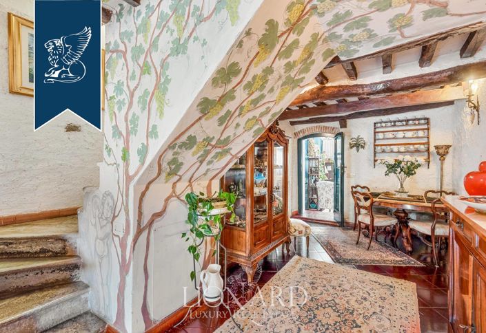 Image No.31-11 Bed Villa for sale