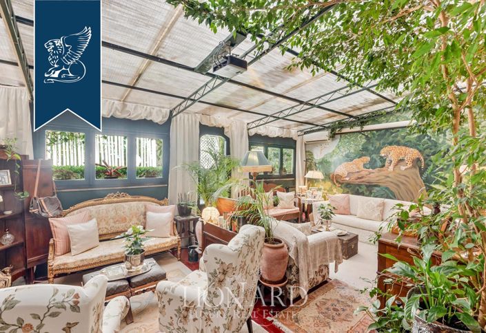 Image No.32-11 Bed Villa for sale