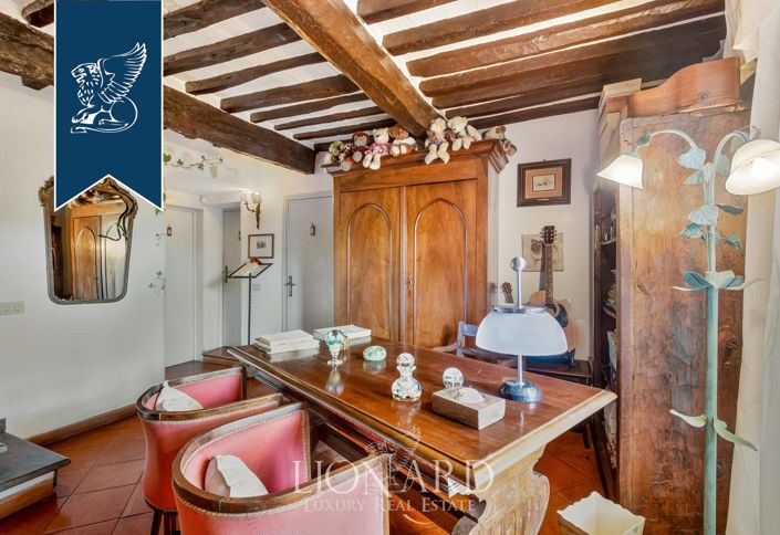 Image No.39-11 Bed Villa for sale