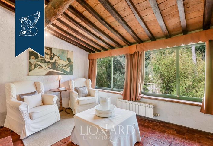 Image No.41-11 Bed Villa for sale