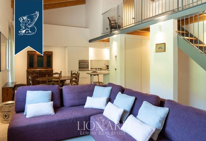 Image No.12-12 Bed Villa for sale