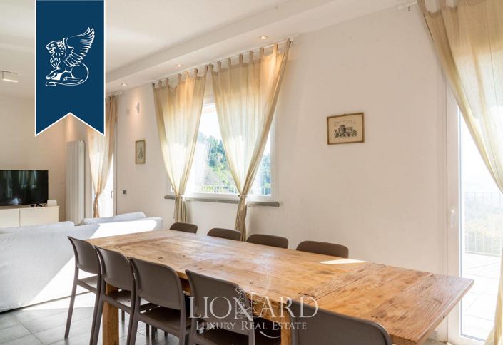Image No.16-12 Bed Villa for sale