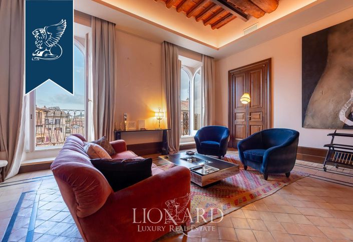 Image No.20-5 Bed Apartment for sale