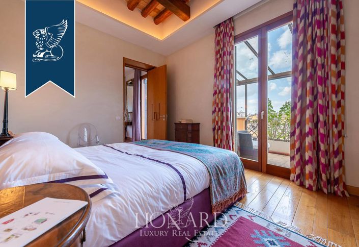 Image No.31-5 Bed Apartment for sale