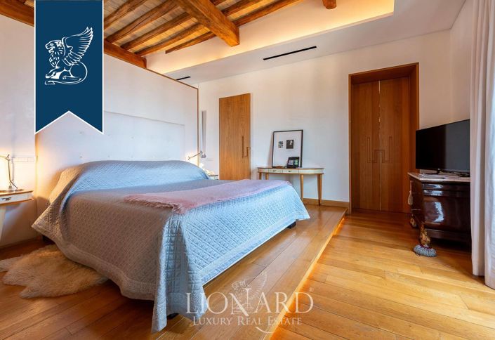 Image No.35-5 Bed Apartment for sale