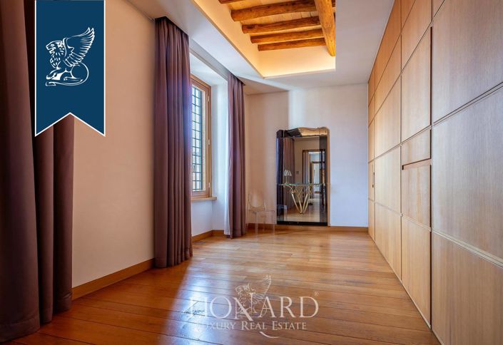 Image No.36-5 Bed Apartment for sale