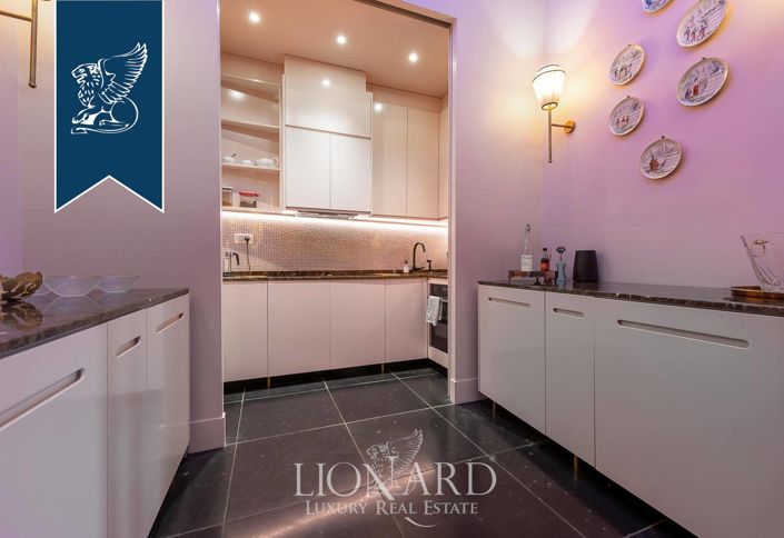 Image No.44-5 Bed Apartment for sale
