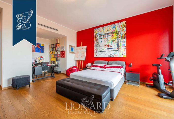 Image No.21-4 Bed Apartment for sale