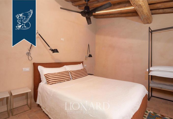 Image No.21-7 Bed Farmhouse for sale