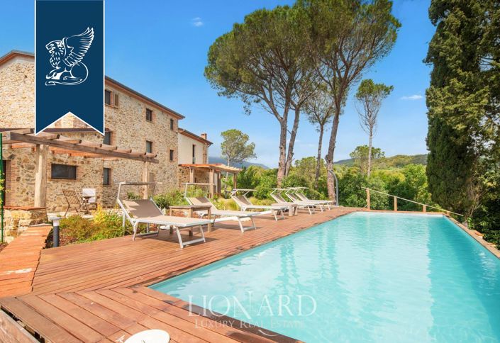 Image No.3-7 Bed Farmhouse for sale