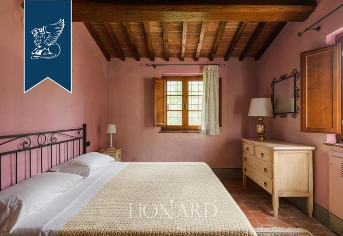 Image No.20-7 Bed Villa for sale