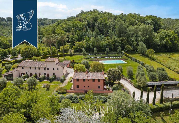 Image No.3-7 Bed Villa for sale