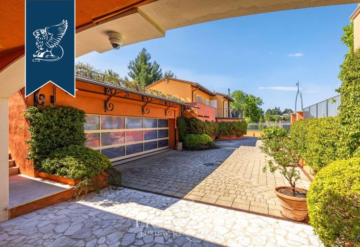 Image No.13-5 Bed Villa for sale