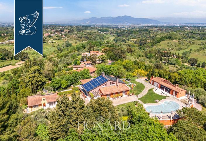 Image No.3-5 Bed Villa for sale