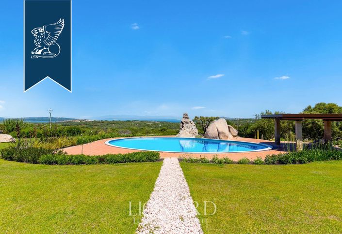 Image No.10-4 Bed Villa for sale