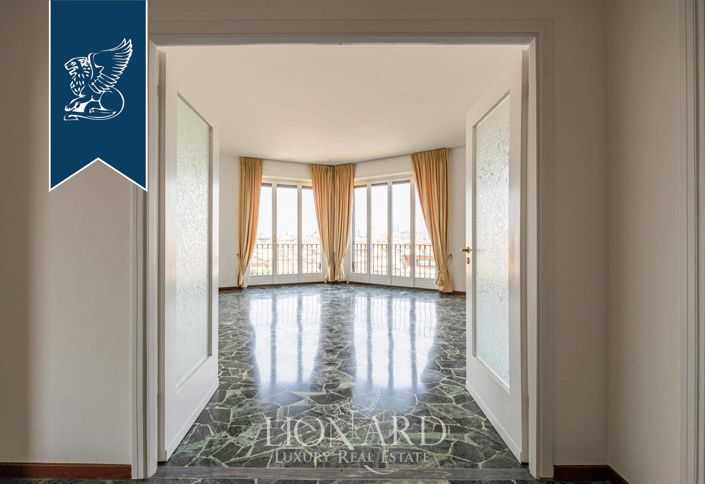 Image No.17-5 Bed Apartment for sale