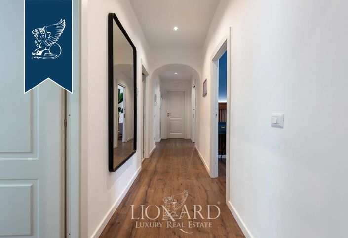 Image No.9-3 Bed Apartment for sale