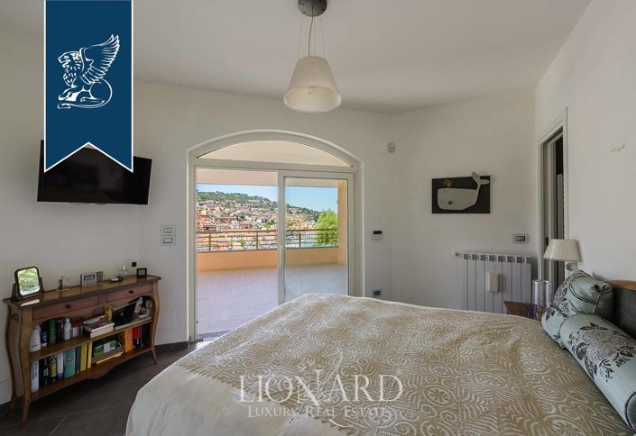 Image No.16-4 Bed Apartment for sale