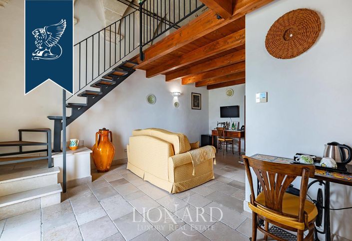 Image No.22-9 Bed Country House for sale