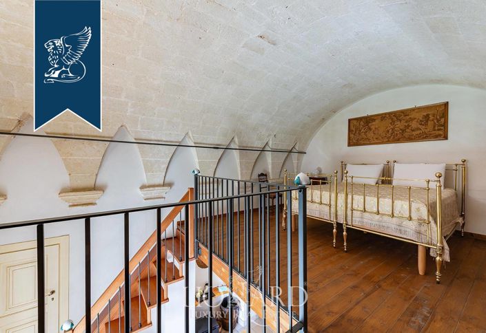 Image No.23-9 Bed Country House for sale