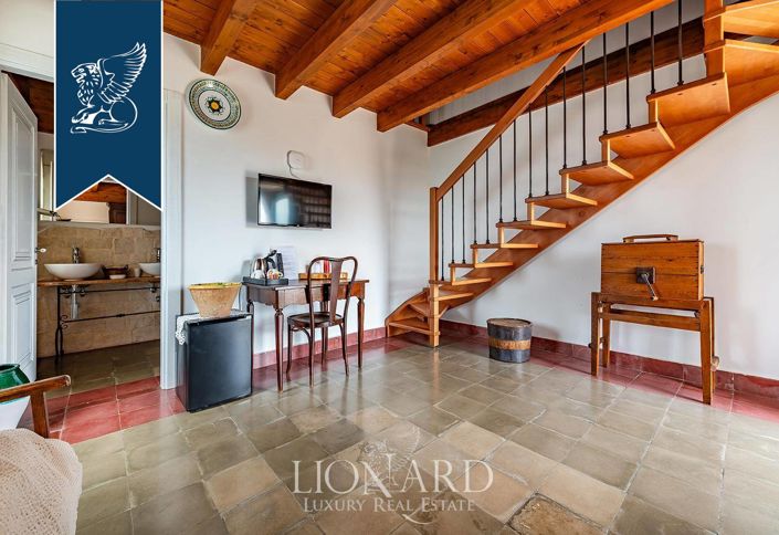 Image No.30-9 Bed Country House for sale