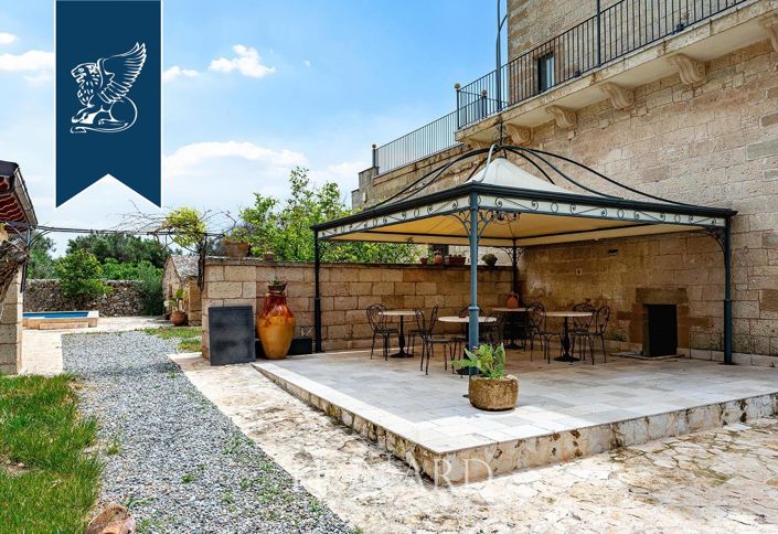 Image No.9-9 Bed Country House for sale