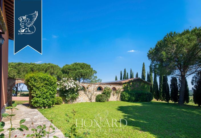 Image No.12-4 Bed Villa for sale
