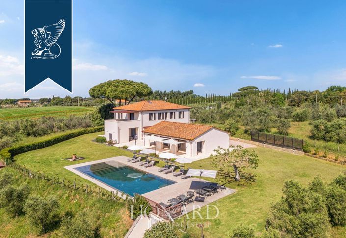 Image No.3-6 Bed Farmhouse for sale