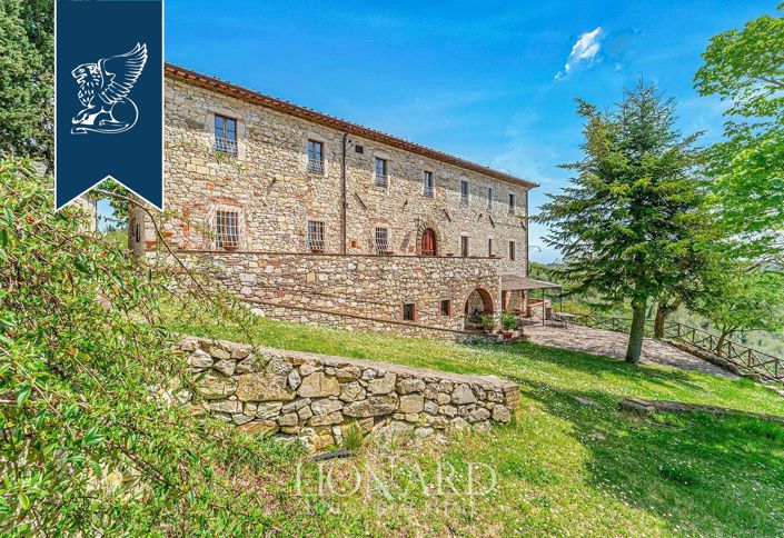 Image No.20-23 Bed Farmhouse for sale