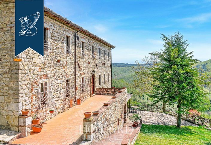 Image No.4-23 Bed Farmhouse for sale