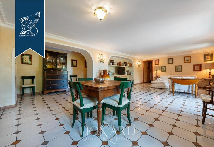 Image No.22-5 Bed Villa for sale