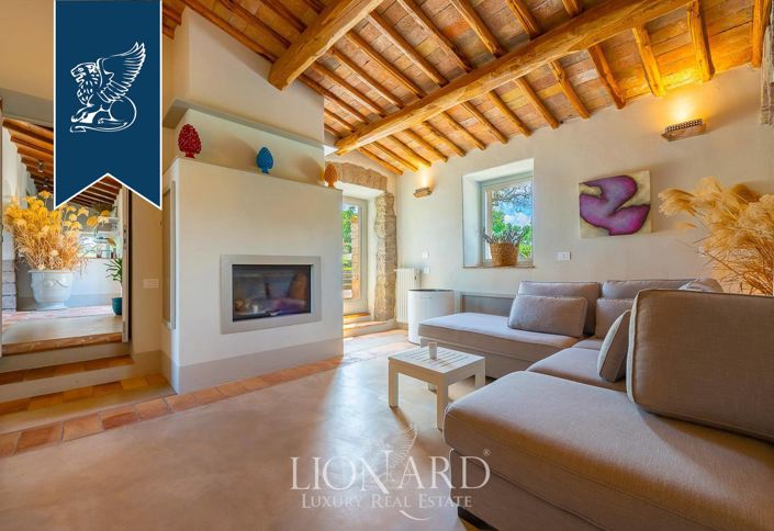 Image No.27-5 Bed Villa for sale