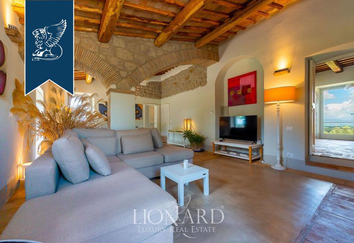 Image No.28-5 Bed Villa for sale