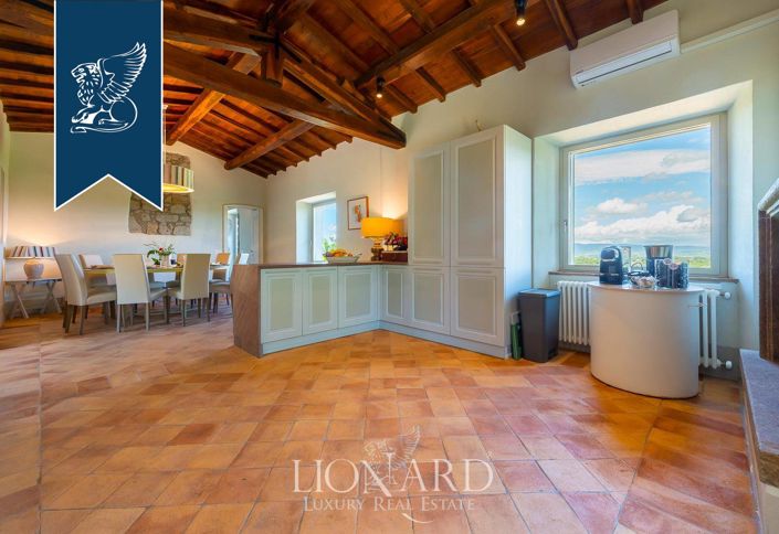 Image No.29-5 Bed Villa for sale