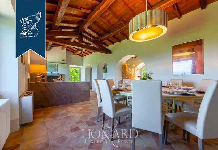 Image No.30-5 Bed Villa for sale