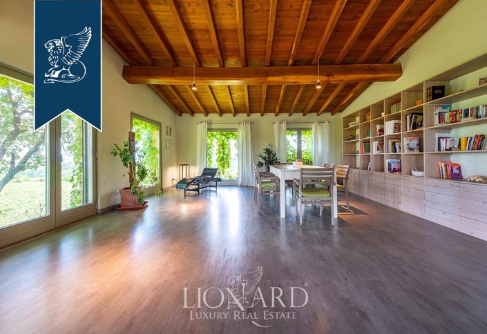 Image No.32-5 Bed Villa for sale