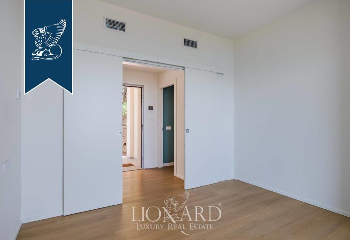 Image No.18-2 Bed Apartment for sale