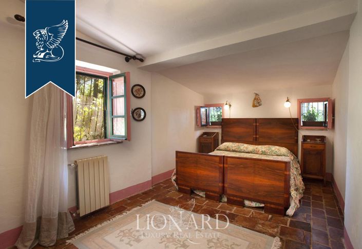 Image No.36-8 Bed Villa for sale