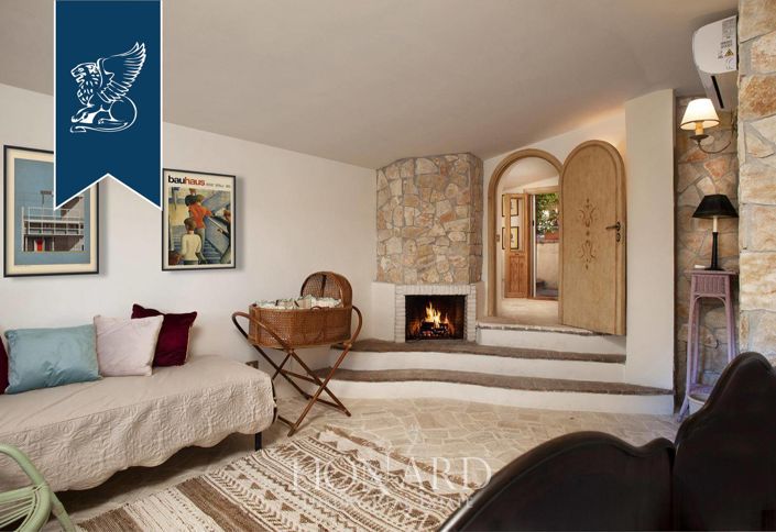 Image No.41-8 Bed Villa for sale