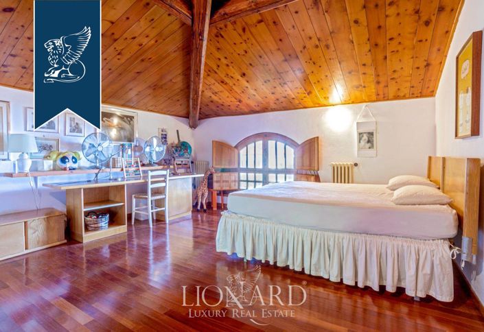 Image No.15-3 Bed Villa for sale