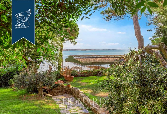 Image No.3-3 Bed Villa for sale