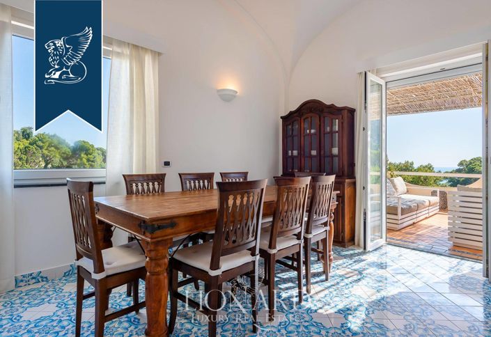 Image No.15-16 Bed Villa for sale
