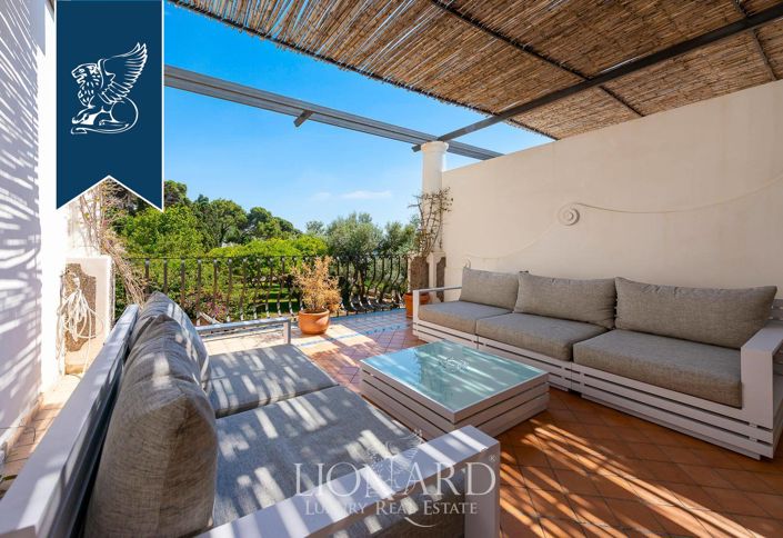 Image No.5-16 Bed Villa for sale