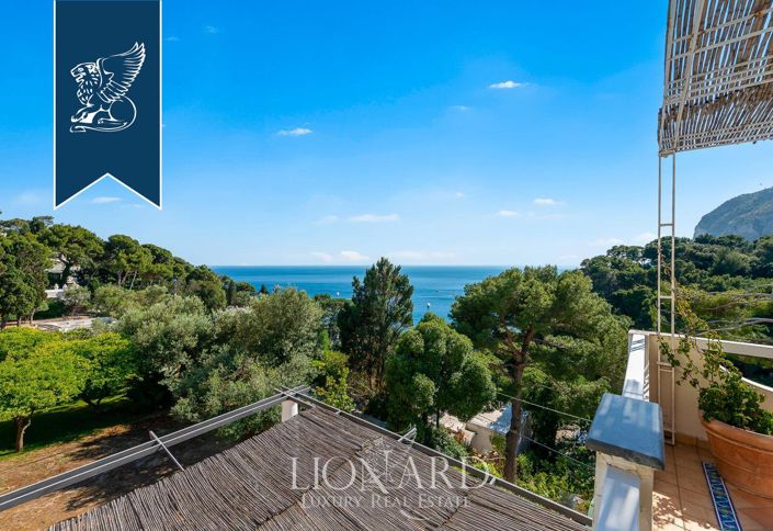 Image No.6-16 Bed Villa for sale