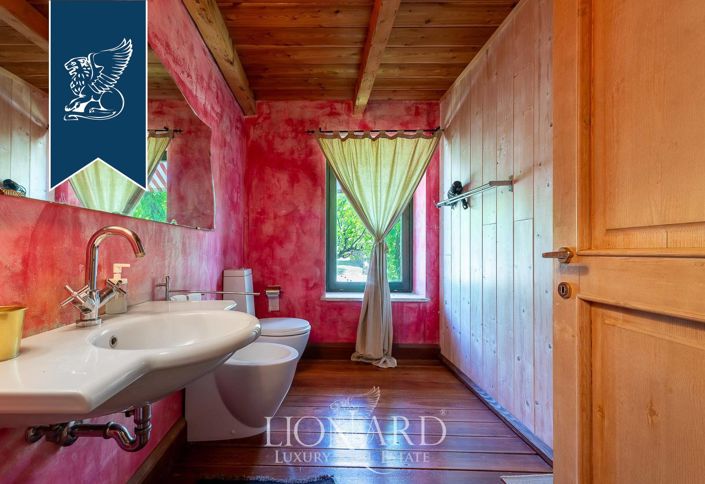 Image No.20-31 Bed Farmhouse for sale