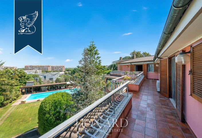 Image No.12-4 Bed Villa for sale
