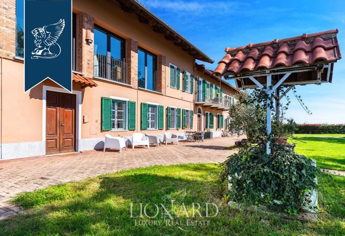 Image No.17-5 Bed Villa for sale