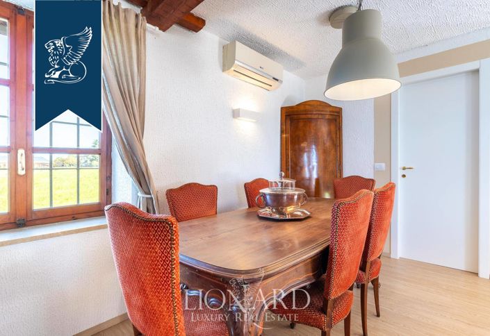 Image No.35-5 Bed Villa for sale
