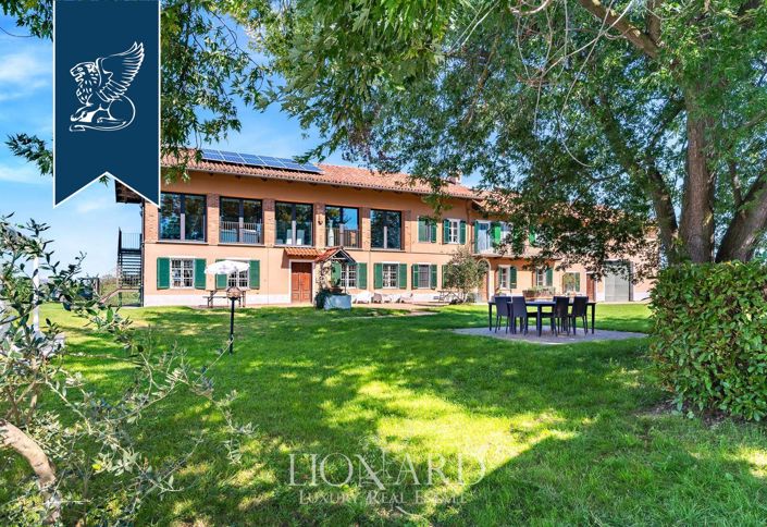 Image No.8-5 Bed Villa for sale