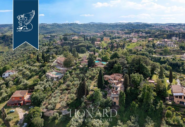 Image No.3-8 Bed Villa for sale